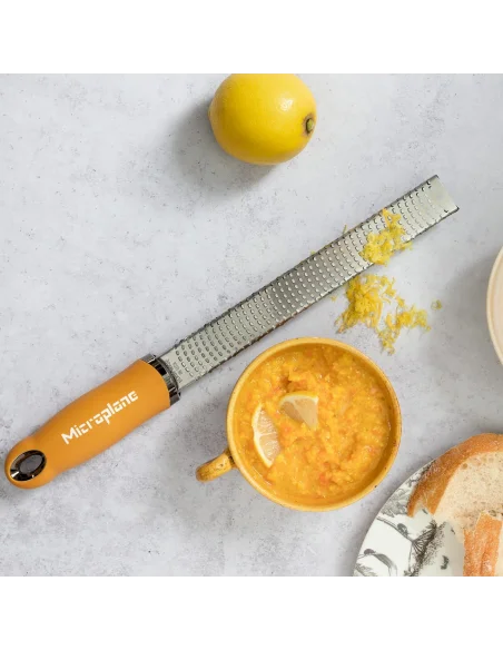 Zester/ Rallador Microplane Premium Classic Series Mostaza Amarilla