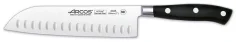 Cuchillo Santoku alveolado 180 mm Arcos Forjado serie Riviera 2335
