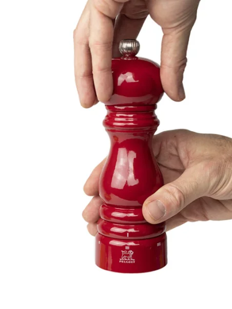 Molinillo de pimienta manual Peugeot u’Select 18 cm en madera lacada, rojo pasión
