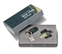 Victorinox Classic SD New York Style (0.6223.E223) – Navaja Suiza 7 Funciones 2