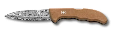 Victorinox Evoke Wood Damast – Edición Limitada 2026 (Color Café)