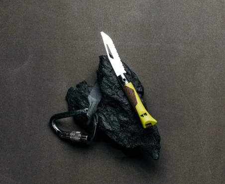 Opinel néo7 Alpine – Navaja para montaña y alpinismo