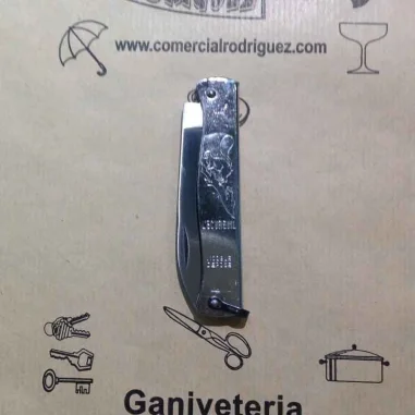 ardilla-pequena-cerrada