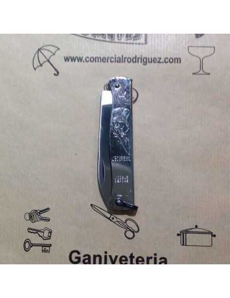 ardilla-pequena-cerrada