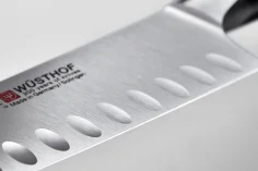 Cuchillo alveolado cocinero japonés 17 cm Classic Ikon Forjado 2