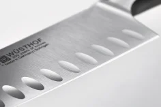 Cuchillo alveolado cocinero japonés 17 cm Classic Ikon Royal Forjado 2