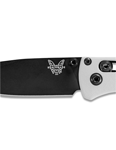 BENCHMADE Mini Bugout, hoja negra FILO Liso