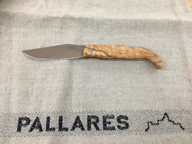 PALLARES SOLSONA Navaja PEDRAFORCA mango de madera de Olivo