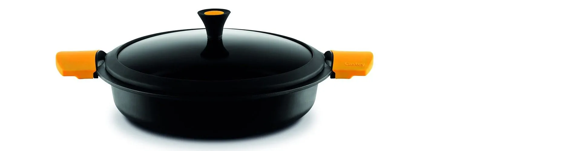 Sartenes, ollas, baterías y utensilios resistentes para cocinar con comodidad
